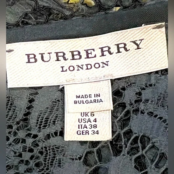 BURBERRY LACE SHORT SLEEVE DRESS GREEN COLOR SIZE 4